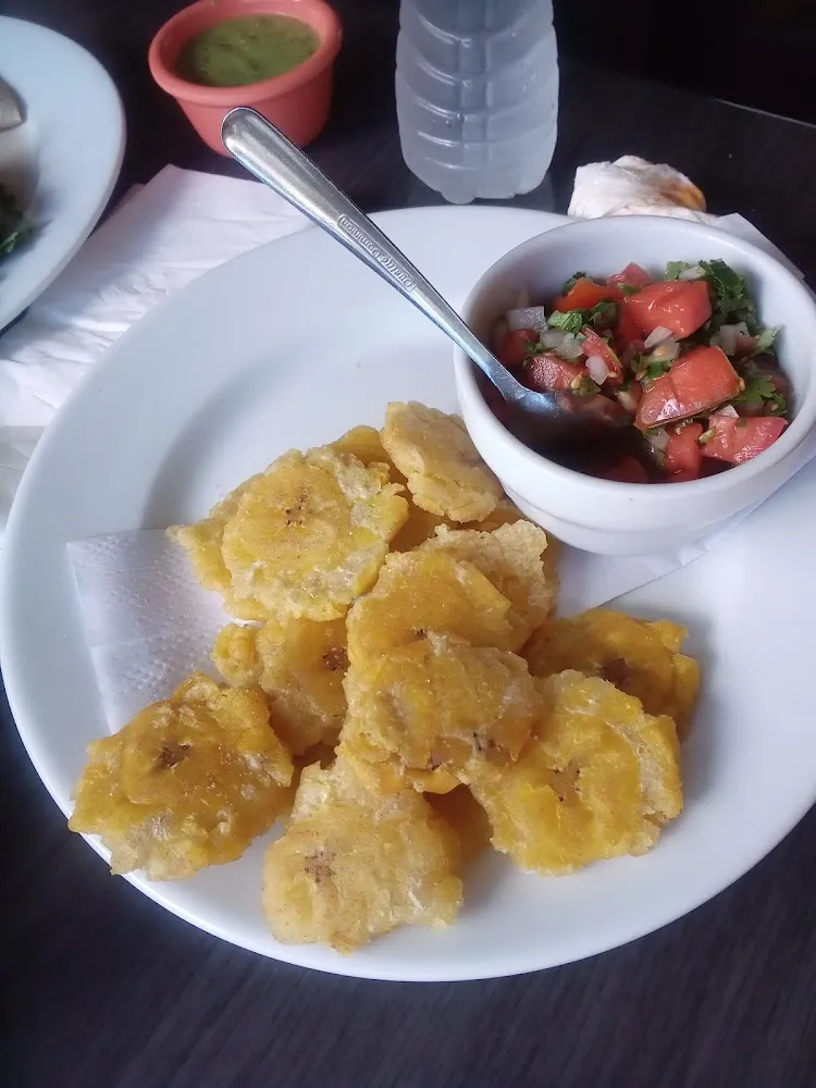 Tostones Bruschetta Salad
